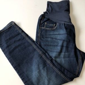 NWOT- Maternity jeans, full panel, skinny